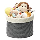 Panier organiseur tissé mDesign pour armoire de bébé. Panier pour peluches, jouets, livres - Petit, gris/ivoire